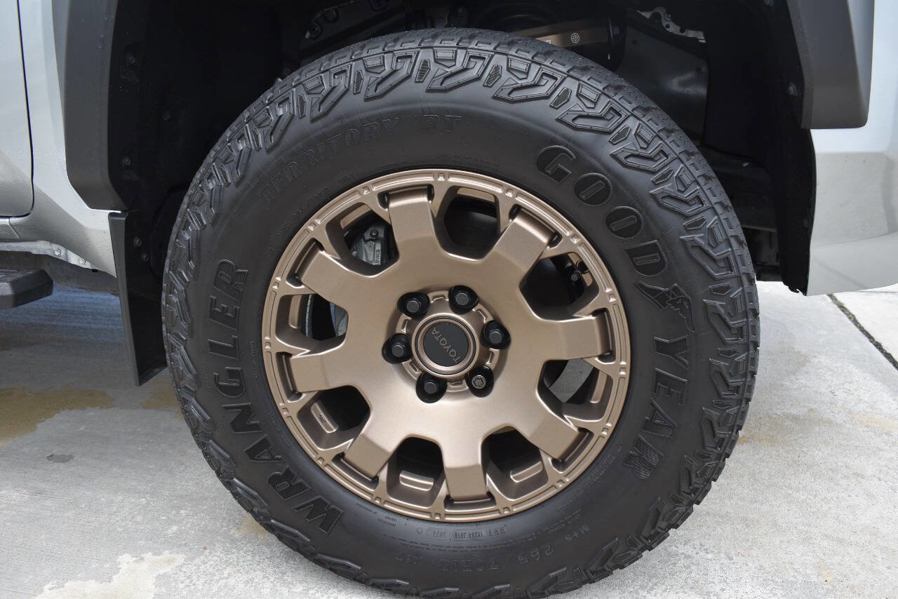 Used 2024 Toyota Tacoma 4x4 Double Cab Hybrid image 80