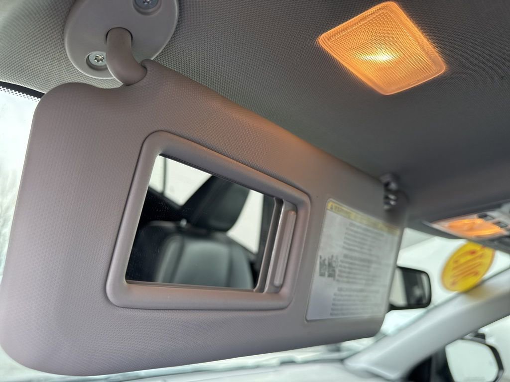 Used 2015 Toyota RAV4 Limited w/ Technology Package image 29