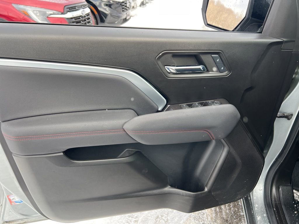 Used 2024 Chevrolet Colorado Z71 w/ Z71 Convenience Package 2 image 21