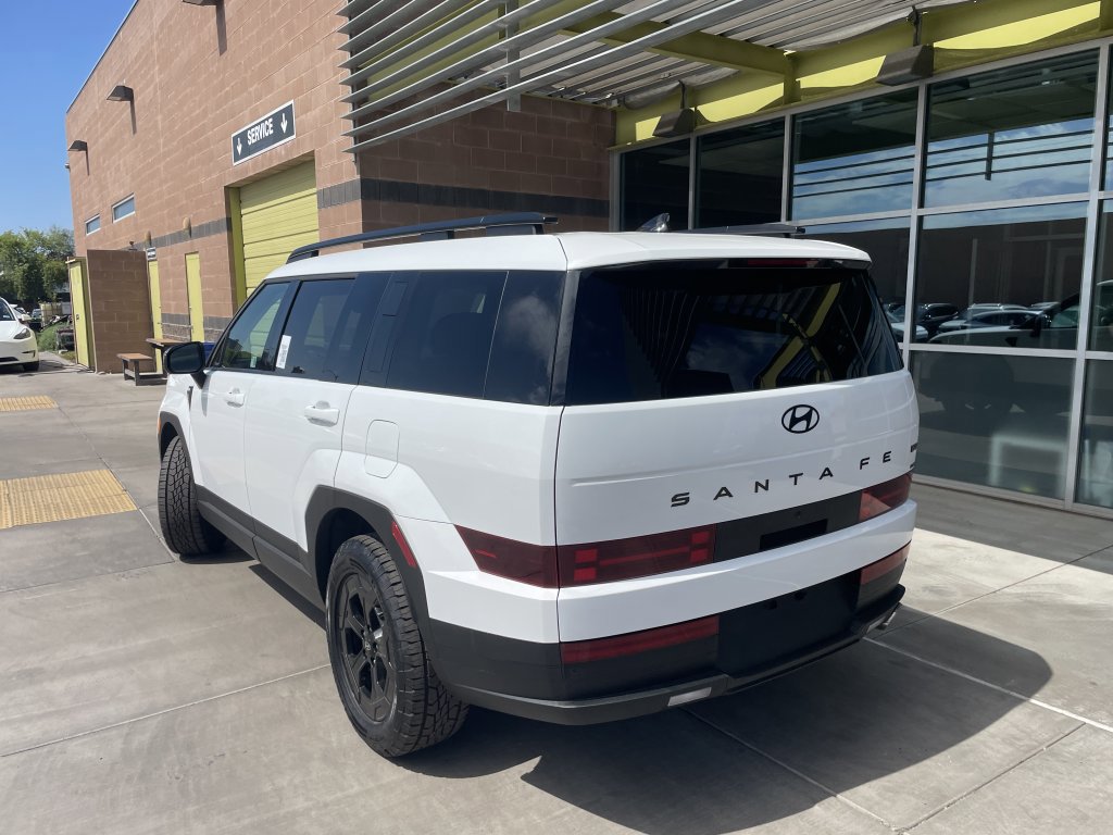 Used 2024 Hyundai Santa Fe XRT image 4