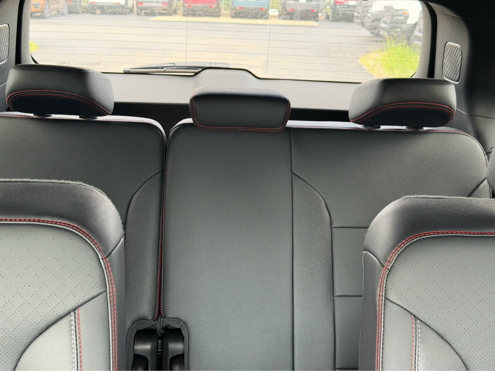 New 2026 Chevrolet Traverse RS w/ LPO, Floor Liner Package FWD image 28