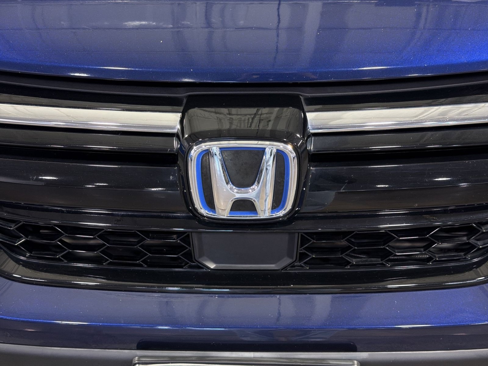 Used 2022 Honda CR-V Touring image 12