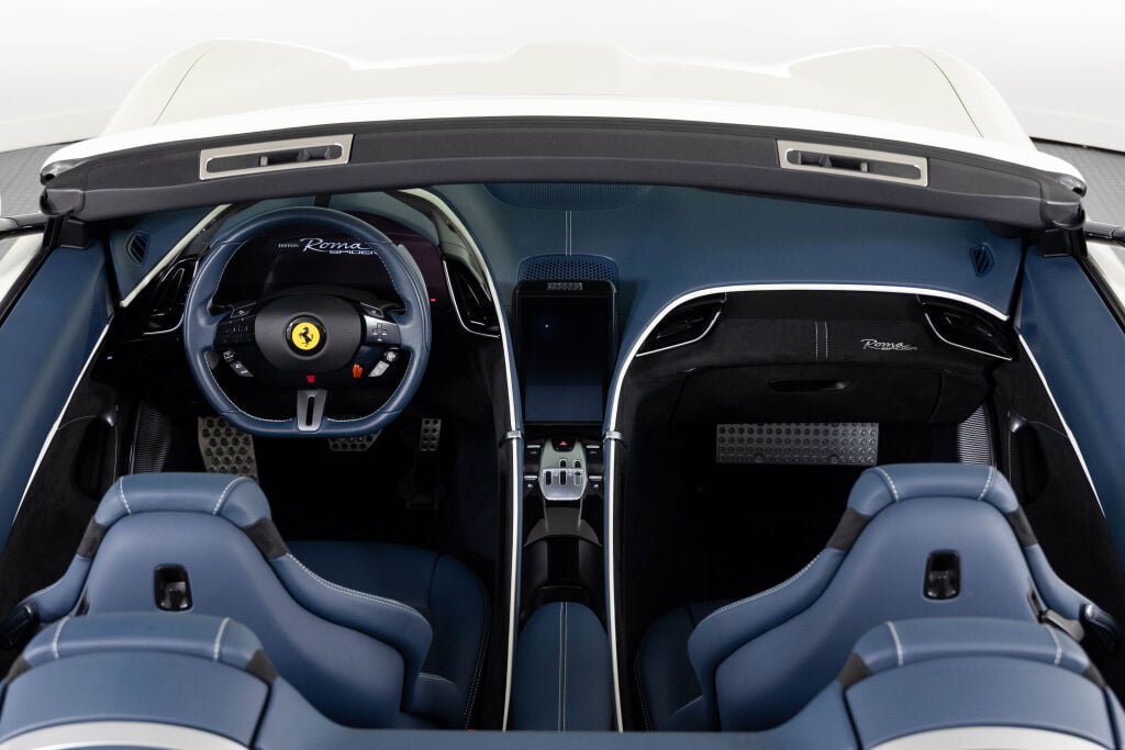 Certified 2024 Ferrari Roma Spider RWD image 33