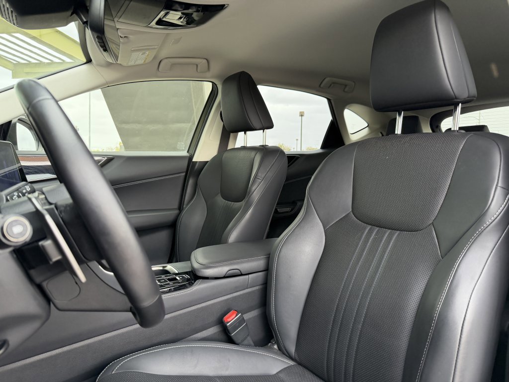 Used 2022 Lexus NX 250 FWD w/ Accessory Package 2 image 31