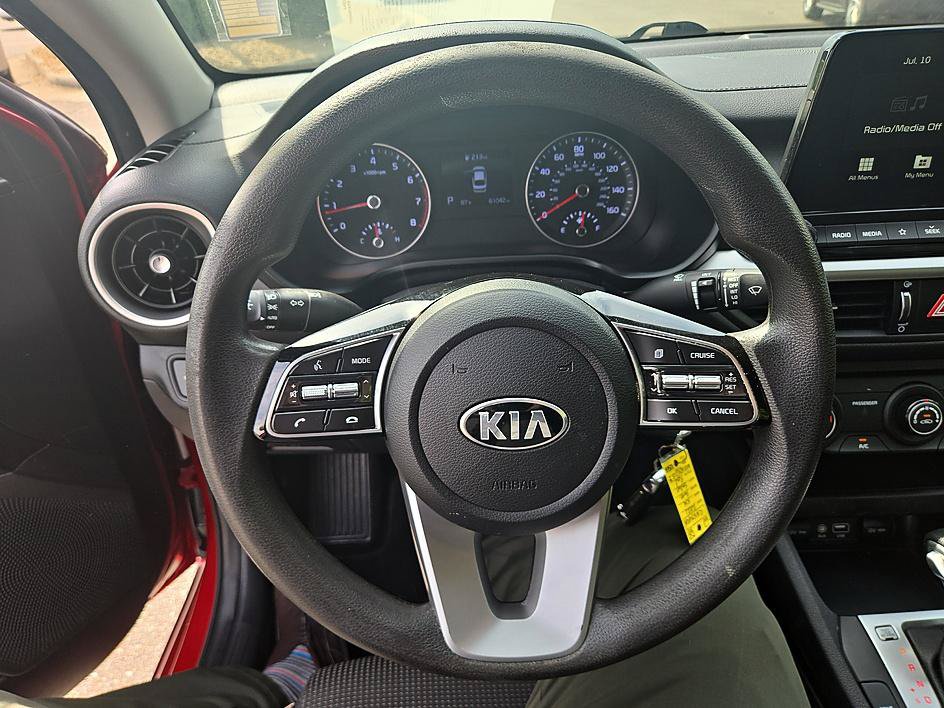 Used 2021 Kia Forte LXS FWD image 13