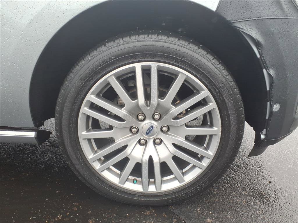 Used 2024 Ford Expedition Platinum image 8