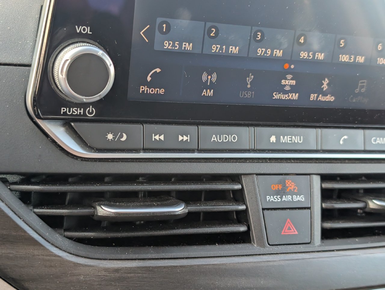 Certified 2025 Nissan Altima 2.5 SV FWD image 15