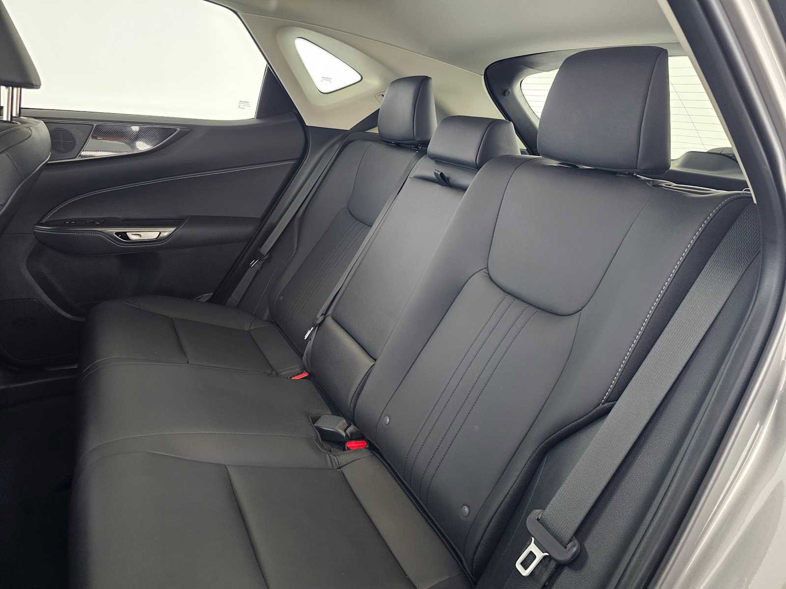 Used 2025 Lexus NX 250 FWD w/ Accessory Package (2T) image 17