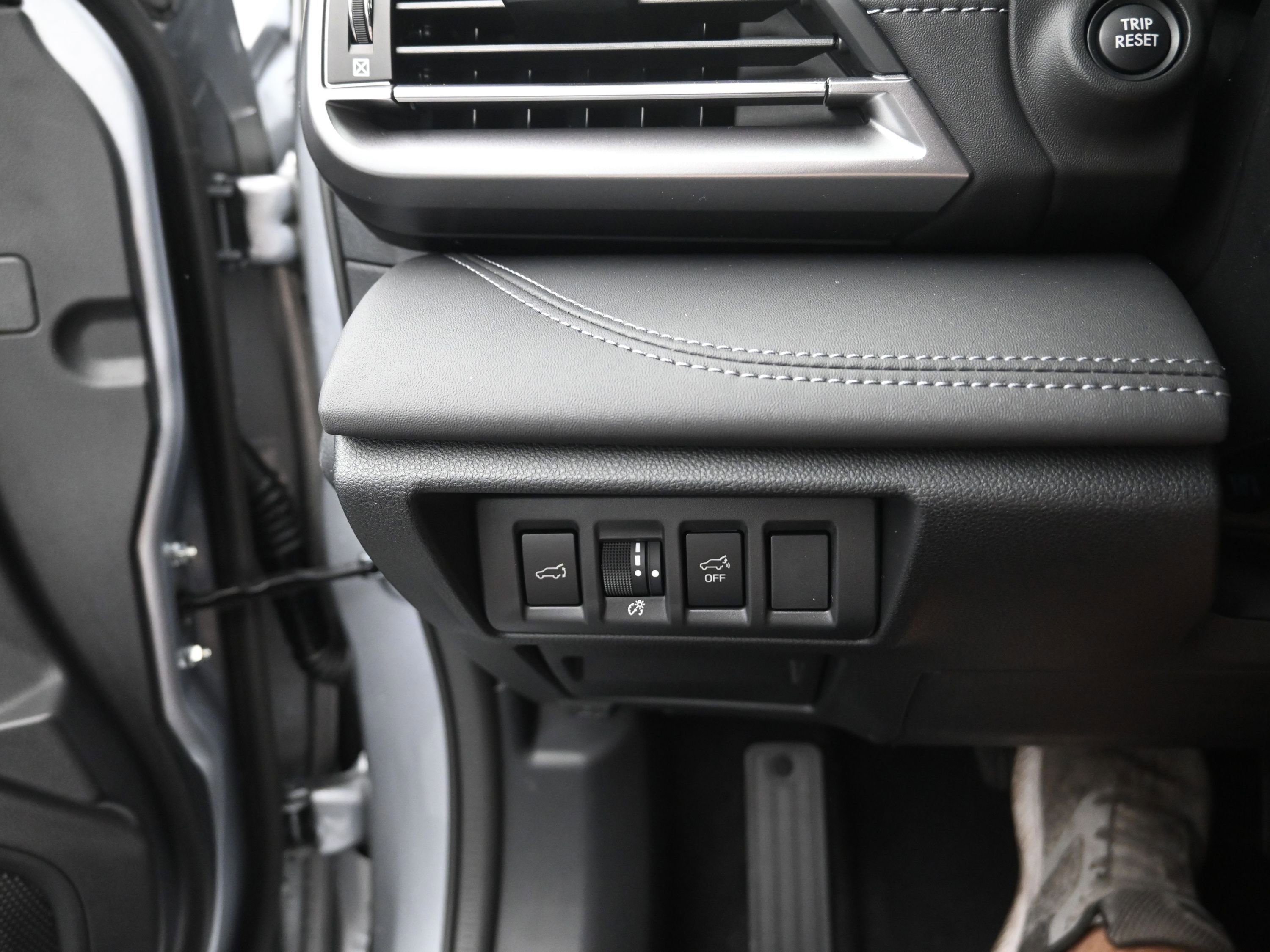 New 2025 Subaru Outback Touring XT image 12