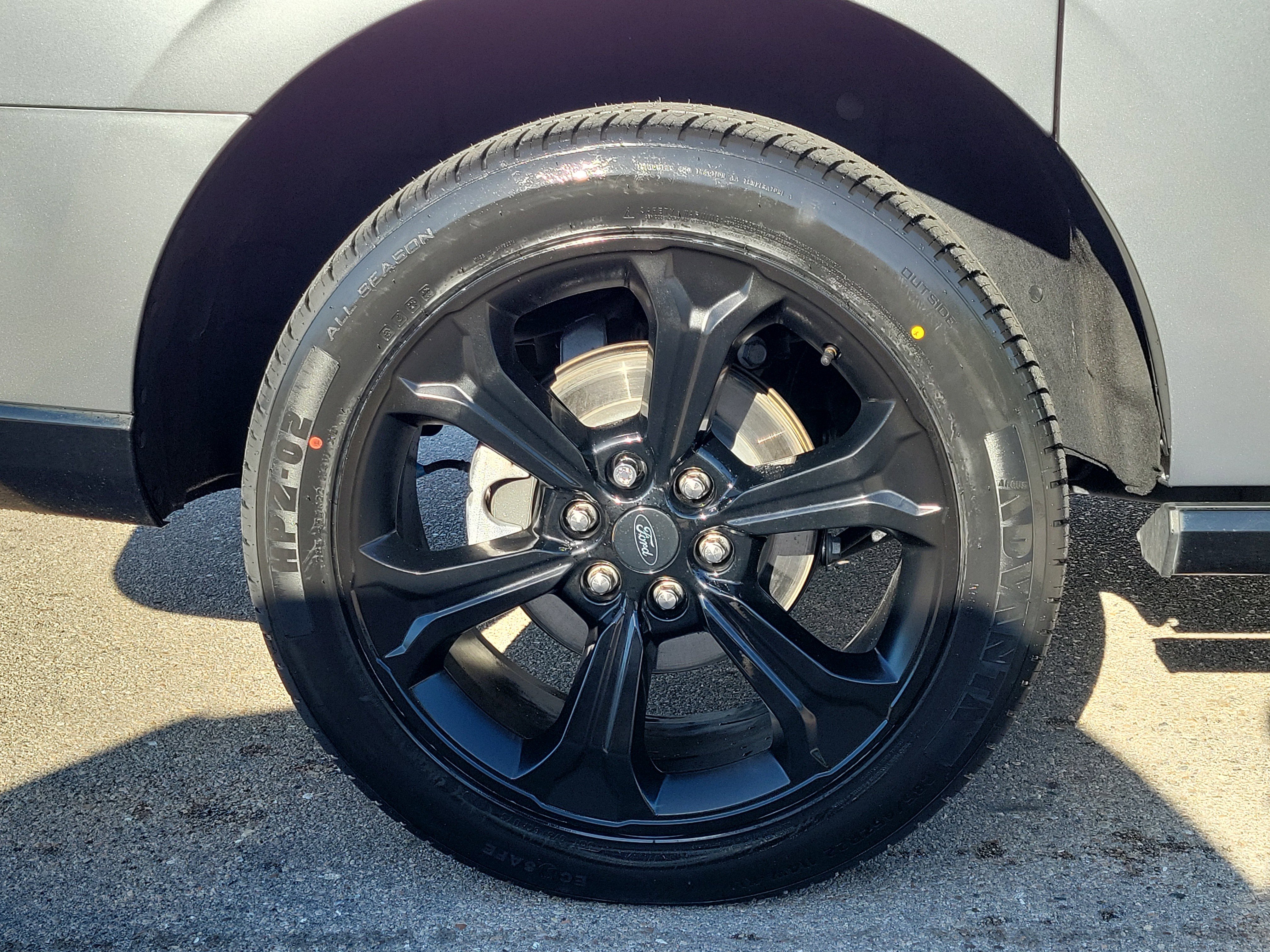 Used 2022 Ford Expedition Max Limited image 9