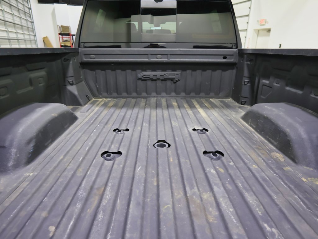 Used 2022 GMC Sierra 2500 AT4 w/ AT4 Premium Plus Package image 6