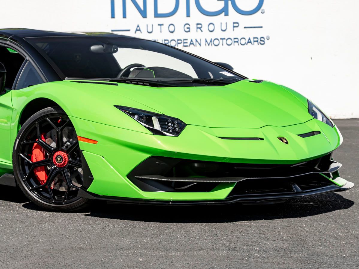 Used 2020 Lamborghini Aventador SVJ AWD/4WD image 6