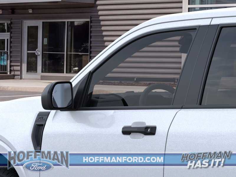New 2025 Ford Maverick XL FWD image 21