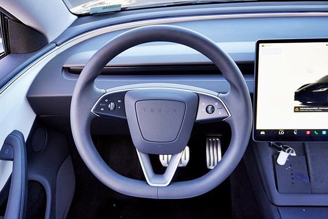 Used 2024 Tesla Model 3 Performance image 21