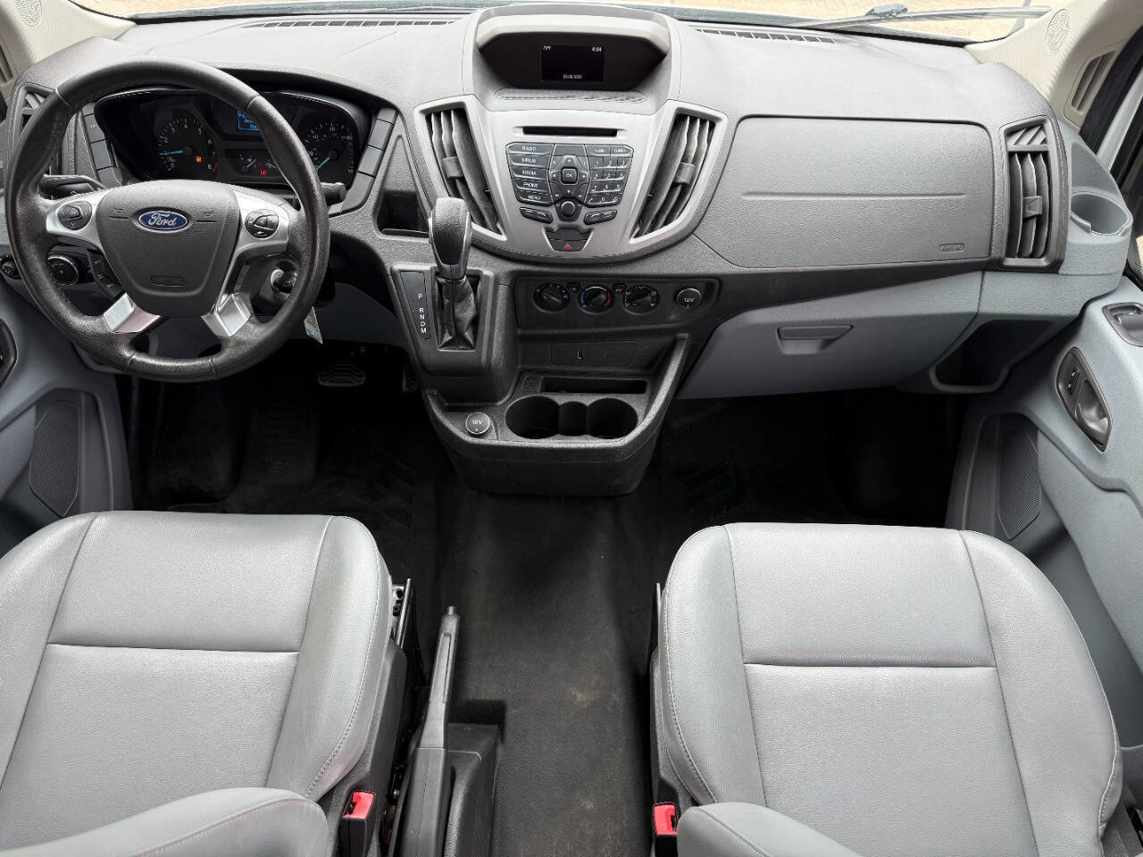 Used 2017 Ford Transit 150 XL RWD image 9