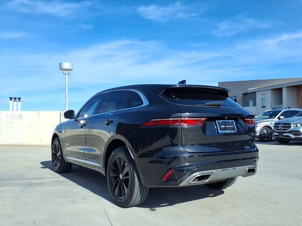 Used 2021 Jaguar F-PACE R-Dynamic S image 4
