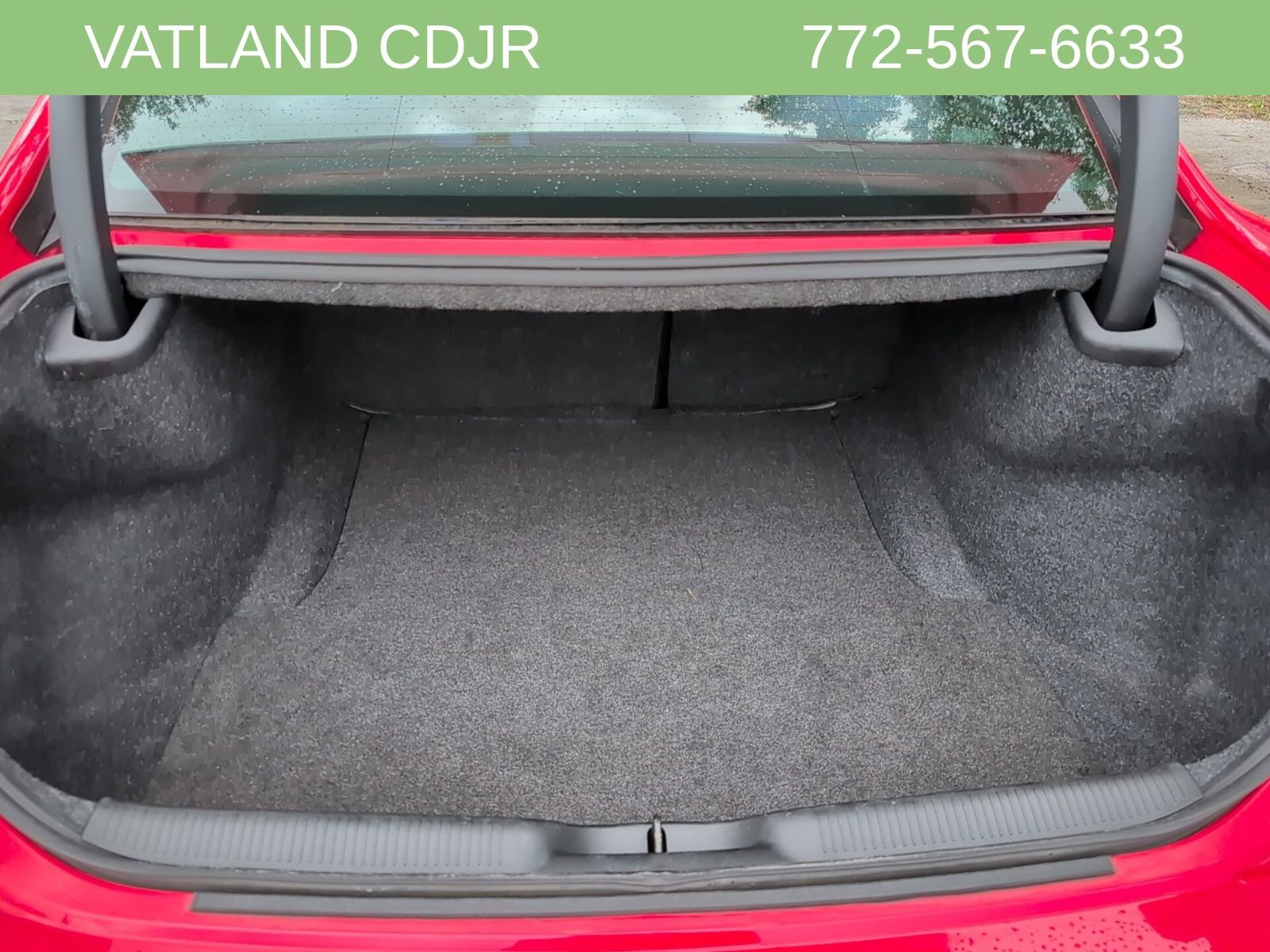 Used 2018 Dodge Charger SXT w/ Blacktop Package image 37