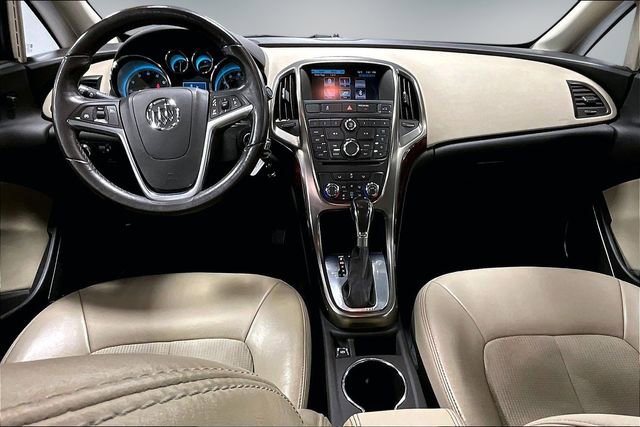 Used 2013 Buick Verano Convenience FWD image 9