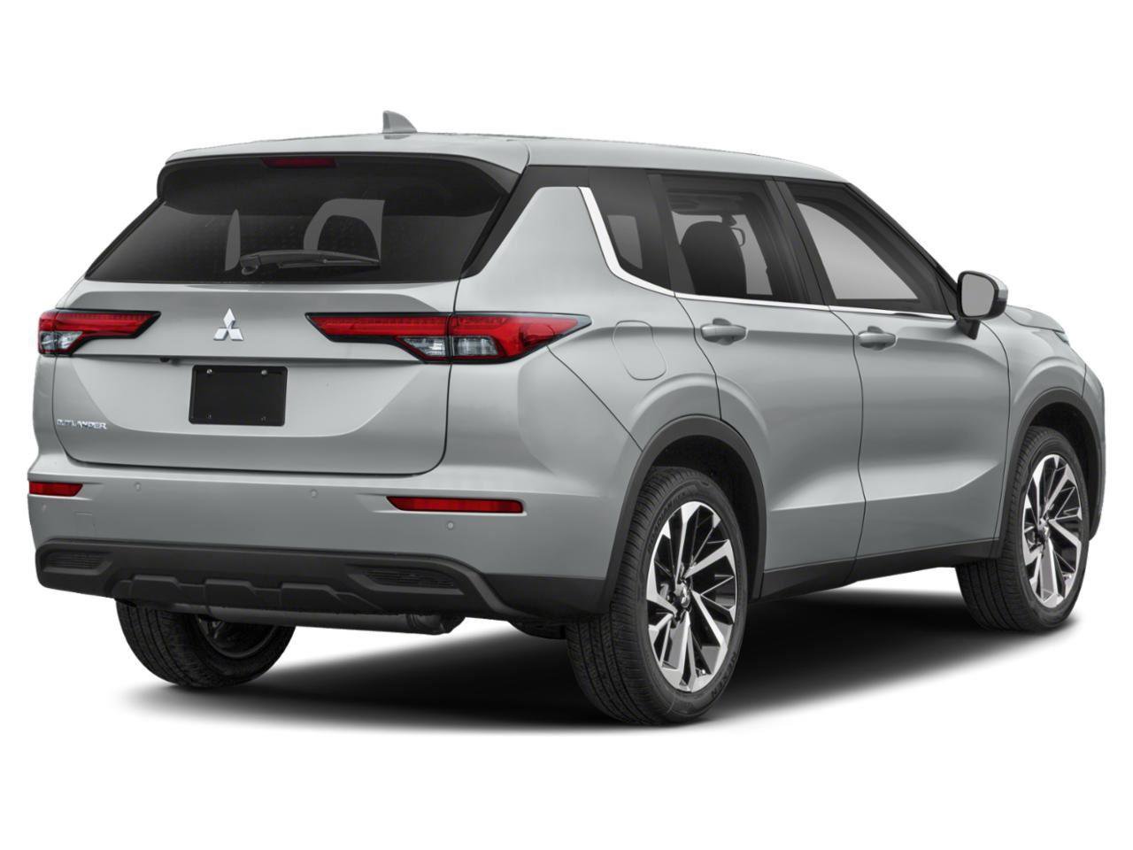 Used 2024 Mitsubishi Outlander ES image 11
