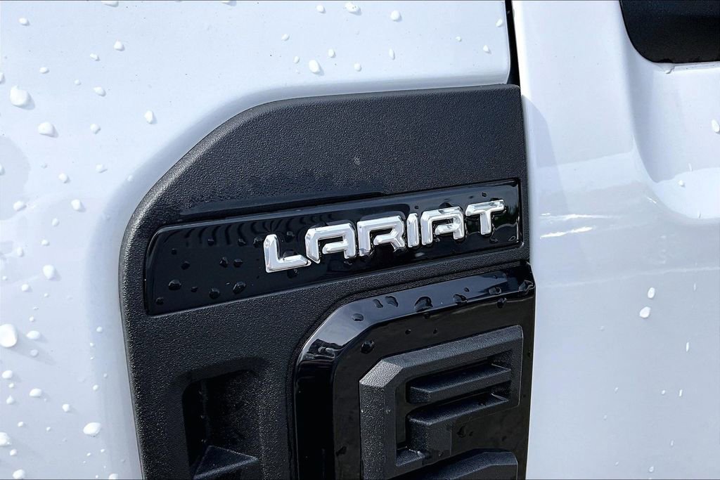 New 2026 Ford F250 Lariat w/ Black Appearance Package image 10