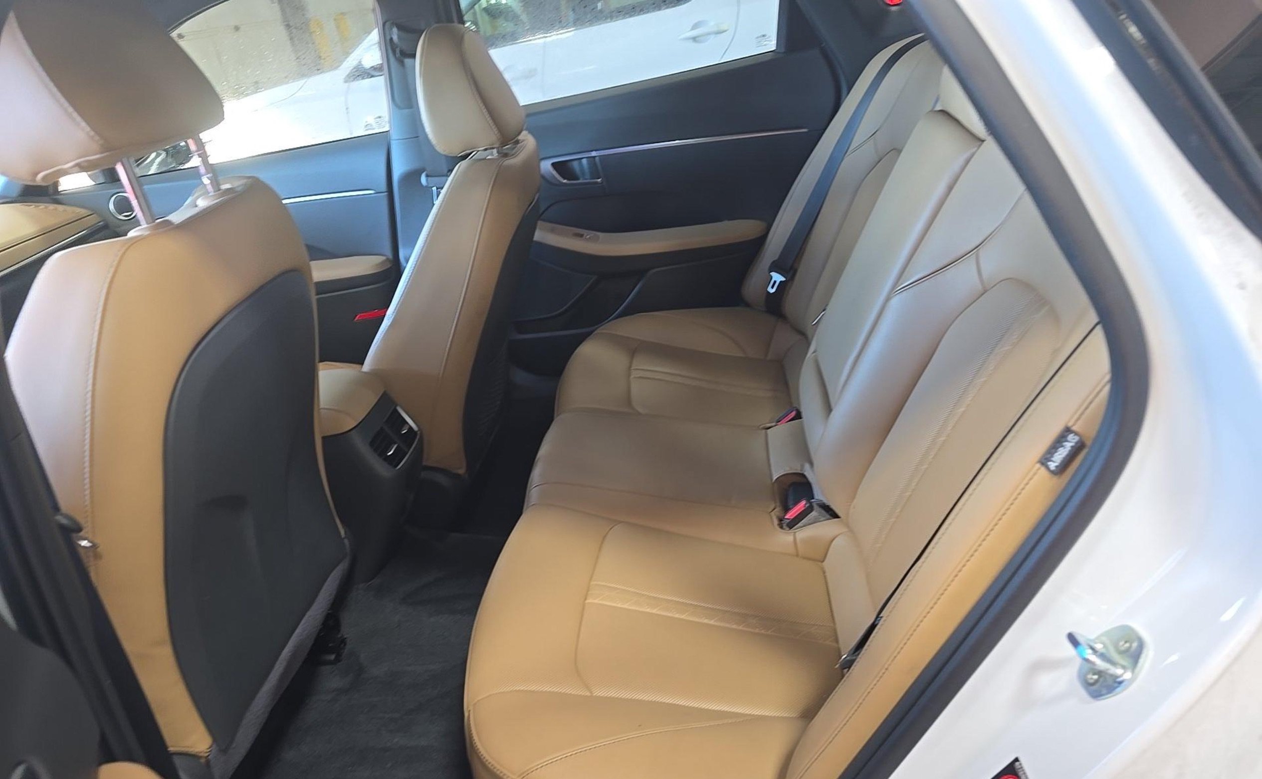 Used 2020 Hyundai Sonata SEL w/ Premium + Sunroof Package FWD image 6