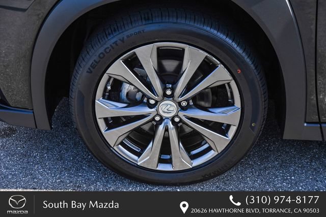Used 2019 Lexus UX 200 F Sport w/ F Sport Premium Package FWD image 11