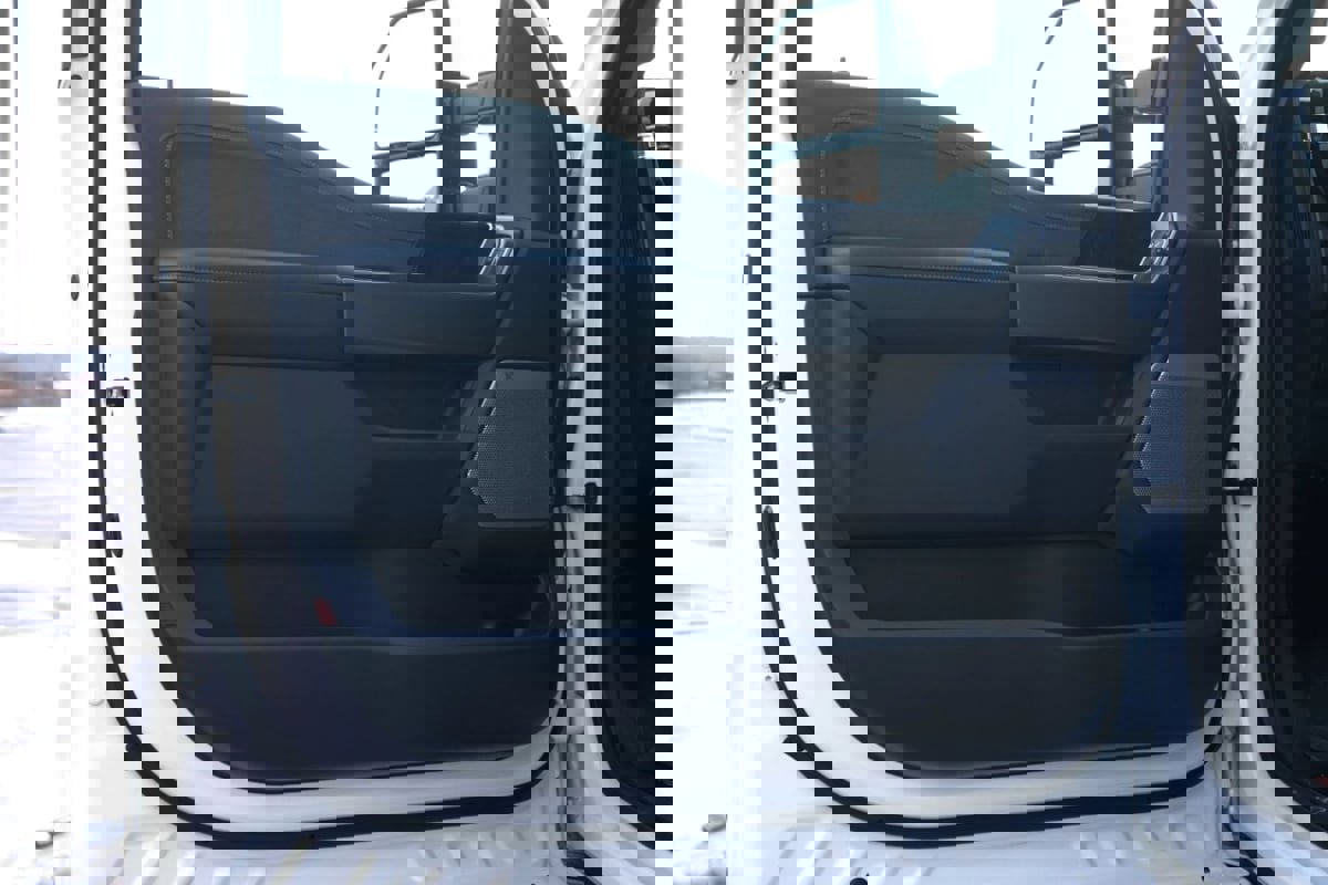 Used 2023 Ford F250 Lariat image 18