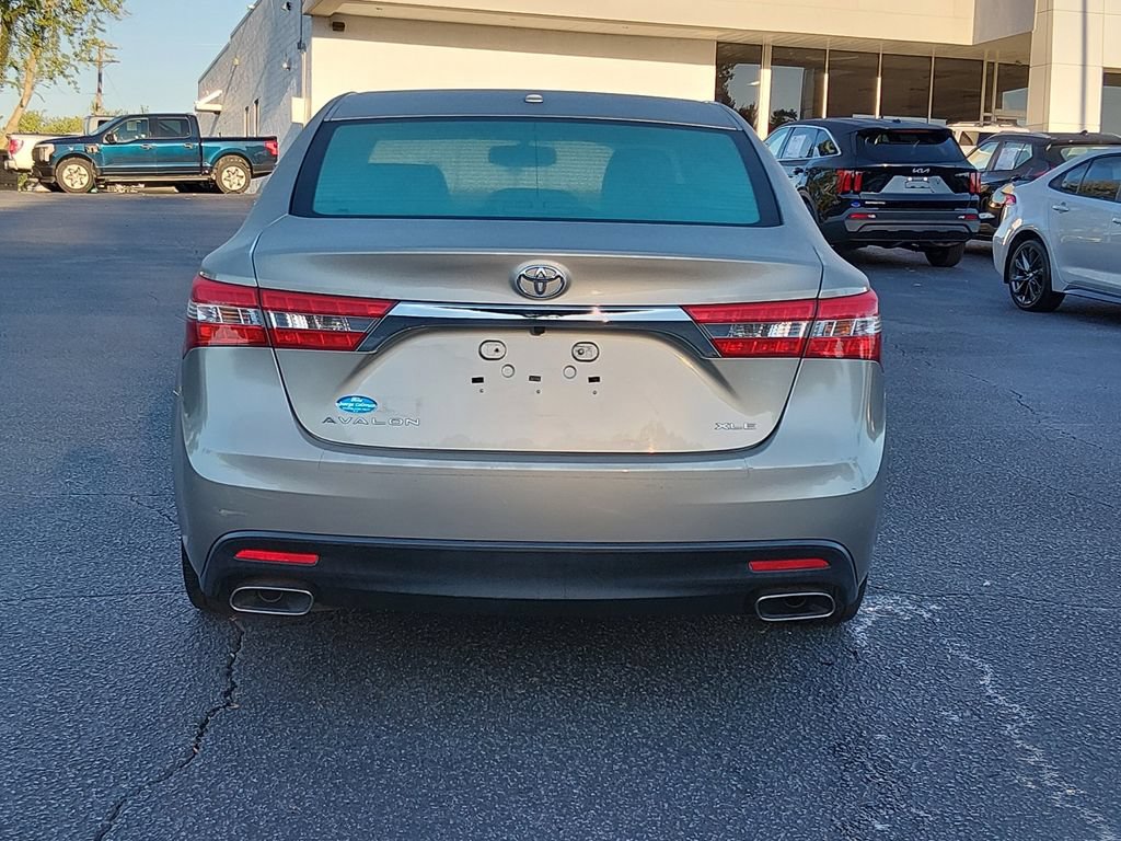 Used 2015 Toyota Avalon XLE Touring FWD image 5