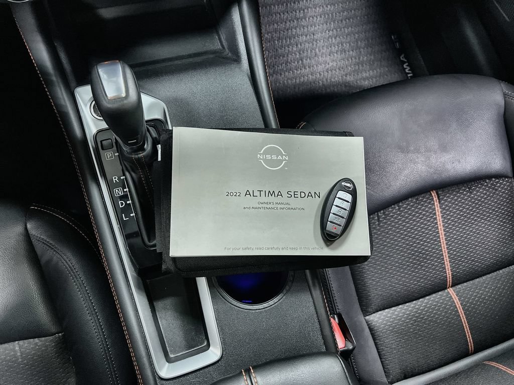 Used 2022 Nissan Altima 2.0 SR FWD image 10