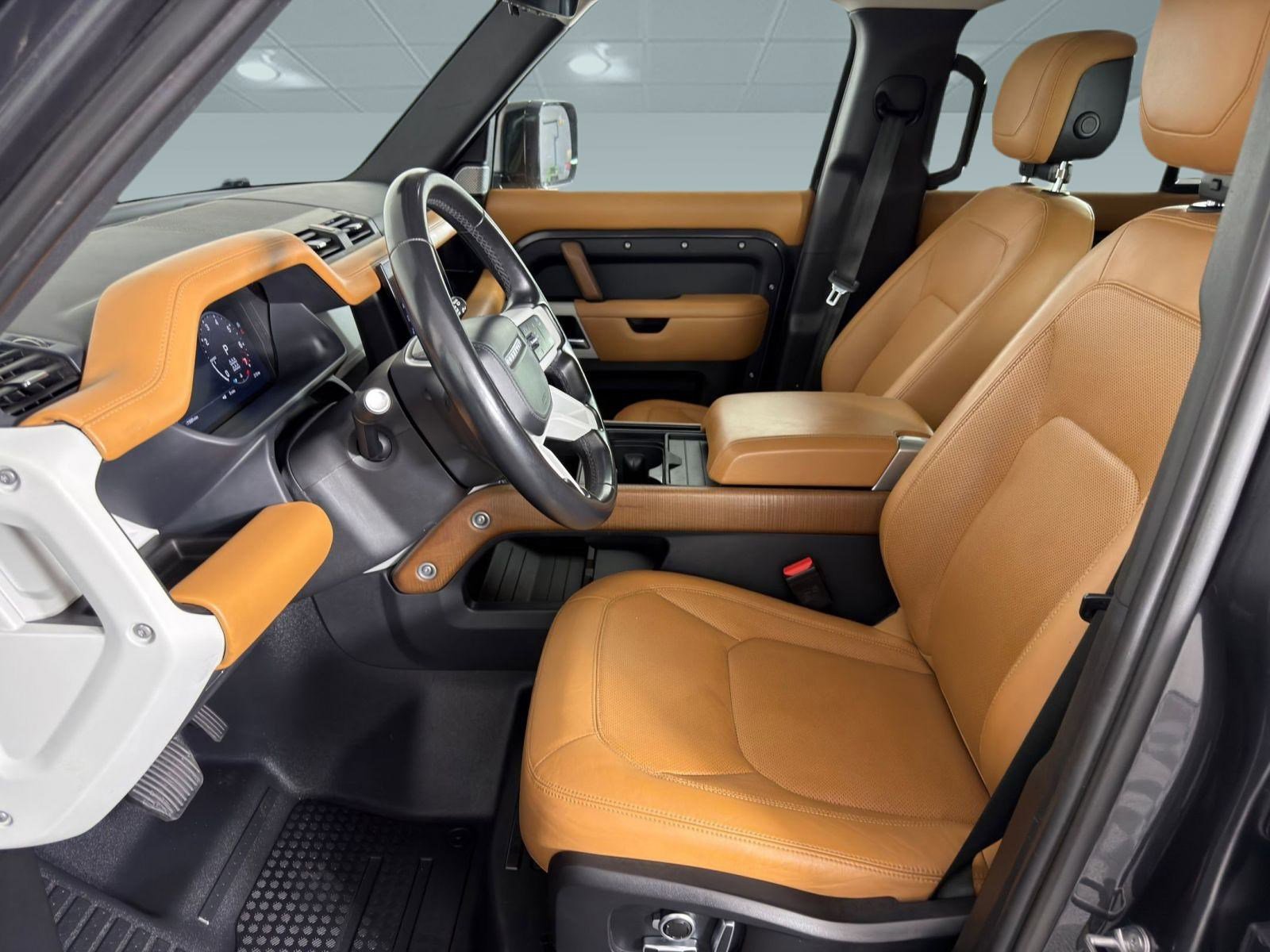 Used 2023 Land Rover Defender 130 First Edition AWD/4WD image 5