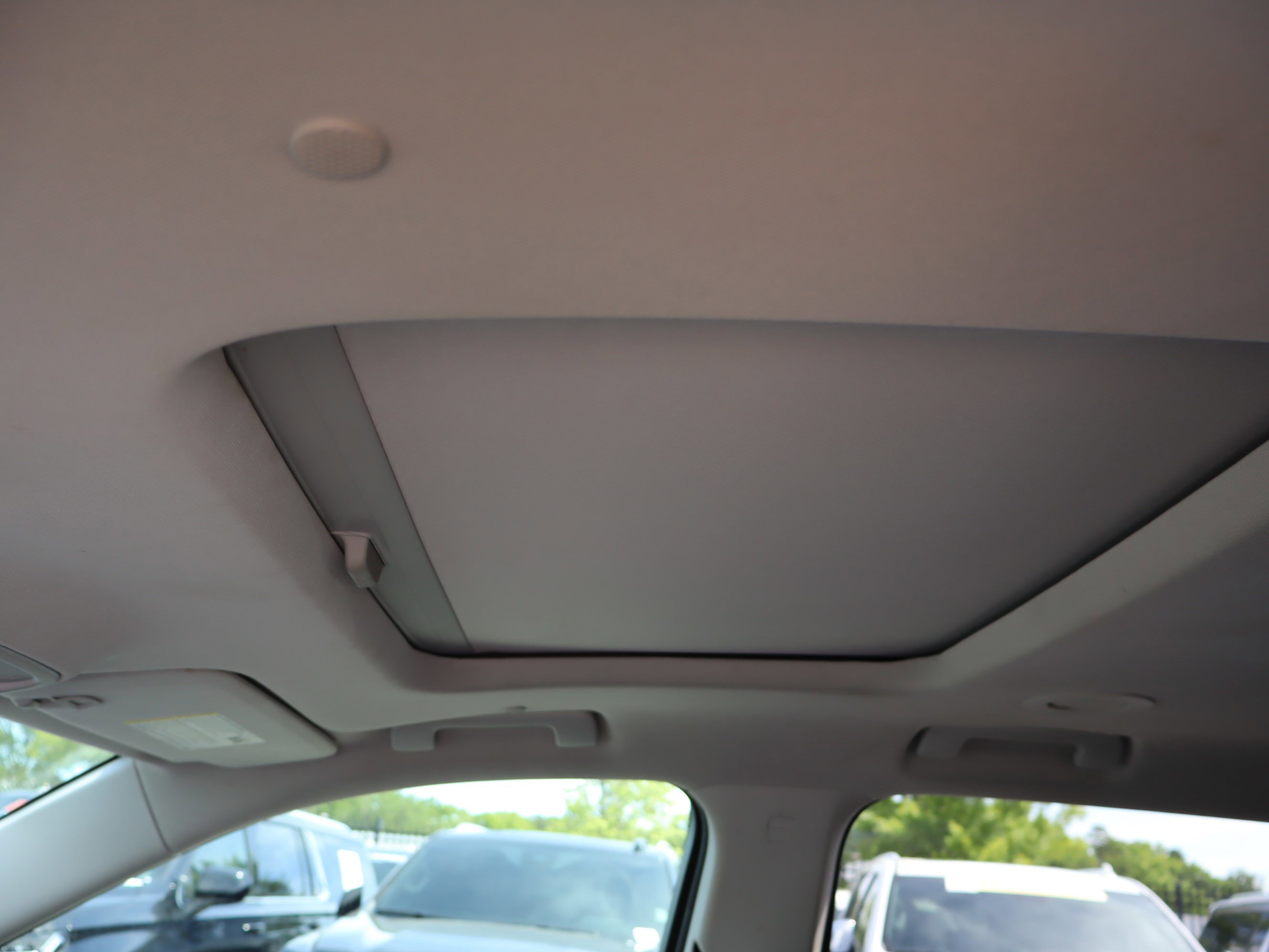 Used 2019 Chevrolet Traverse RS w/ LPO, Floor Liner Package AWD/4WD image 18