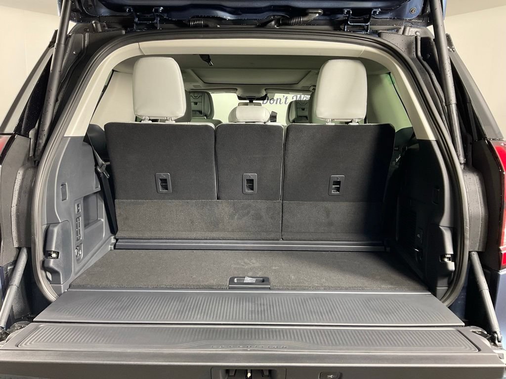 New 2027 Ford Expedition Platinum w/ Platinum Ultimate Package AWD/4WD image 11
