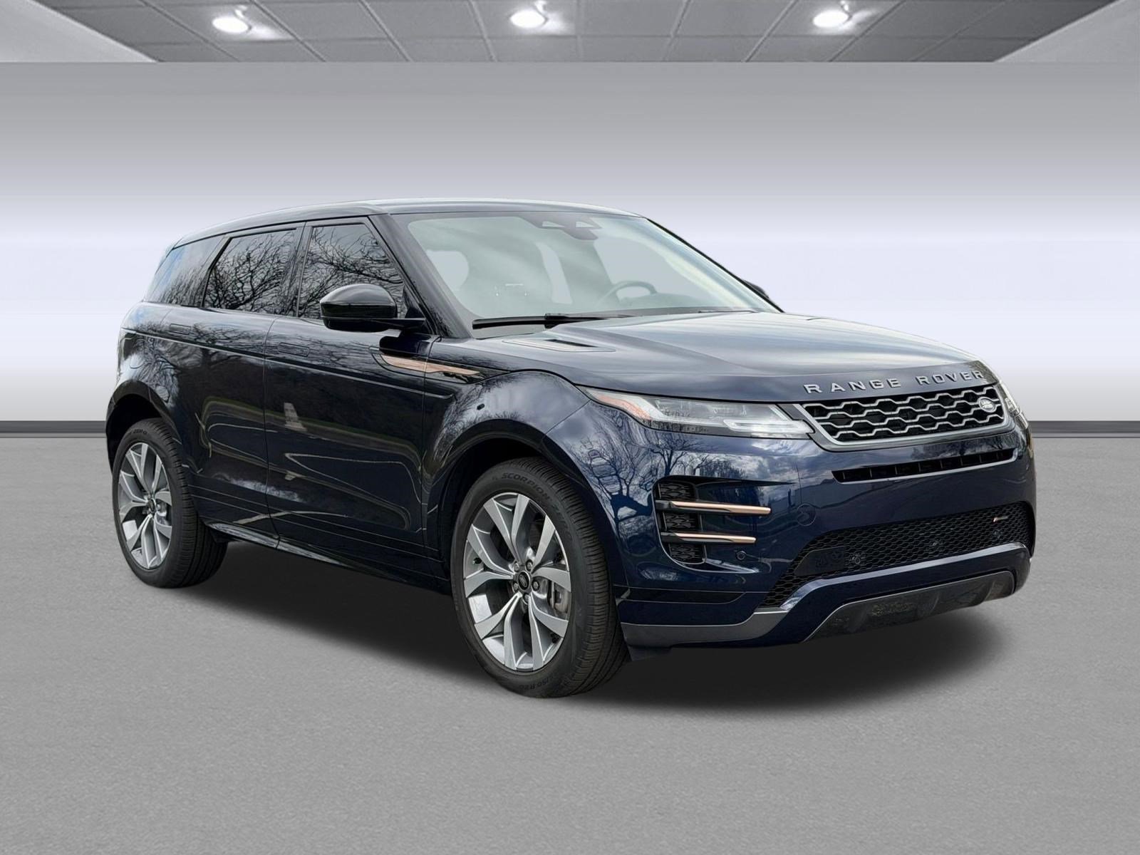 Used 2023 Land Rover Range Rover Evoque R-Dynamic S image 7