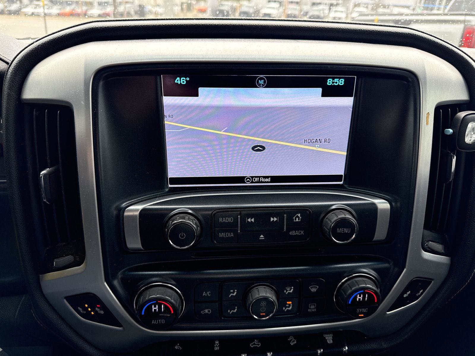 Used 2018 GMC Sierra 2500 SLT w/ Snow Plow Prep Package image 18