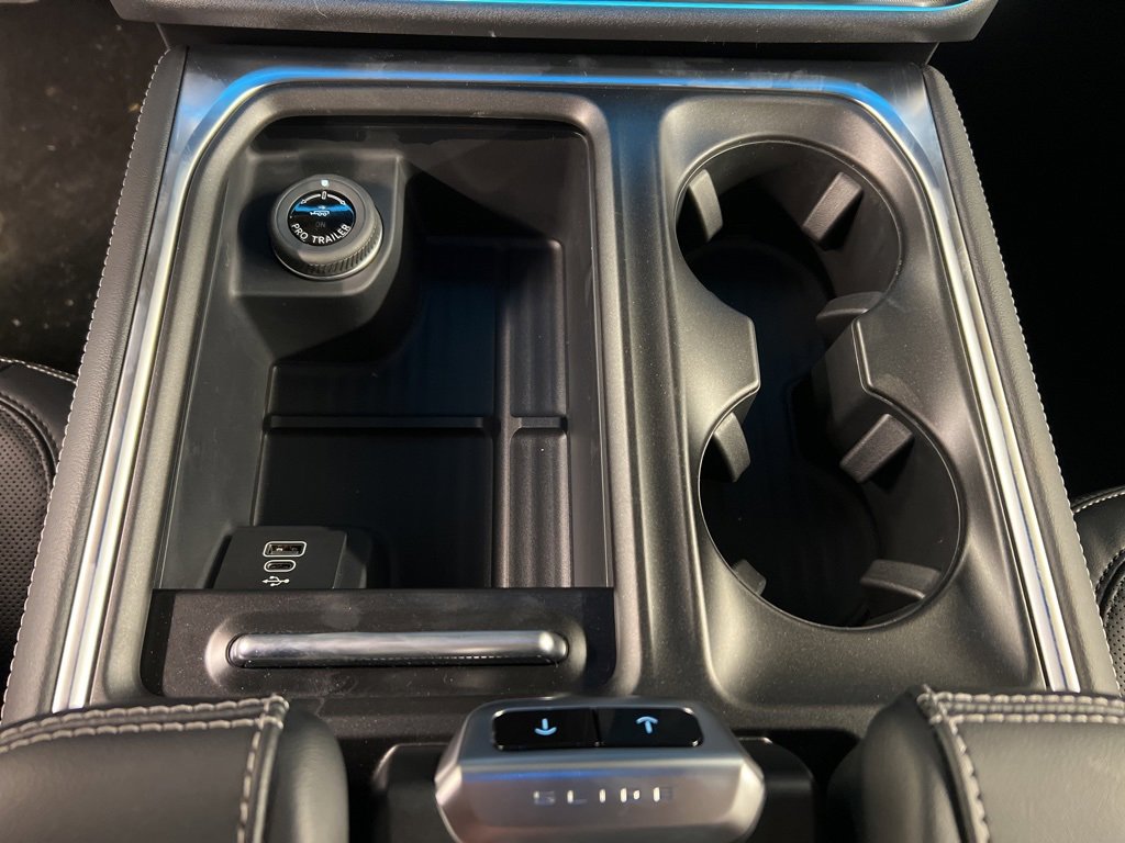 New 2026 Ford Expedition Platinum image 15