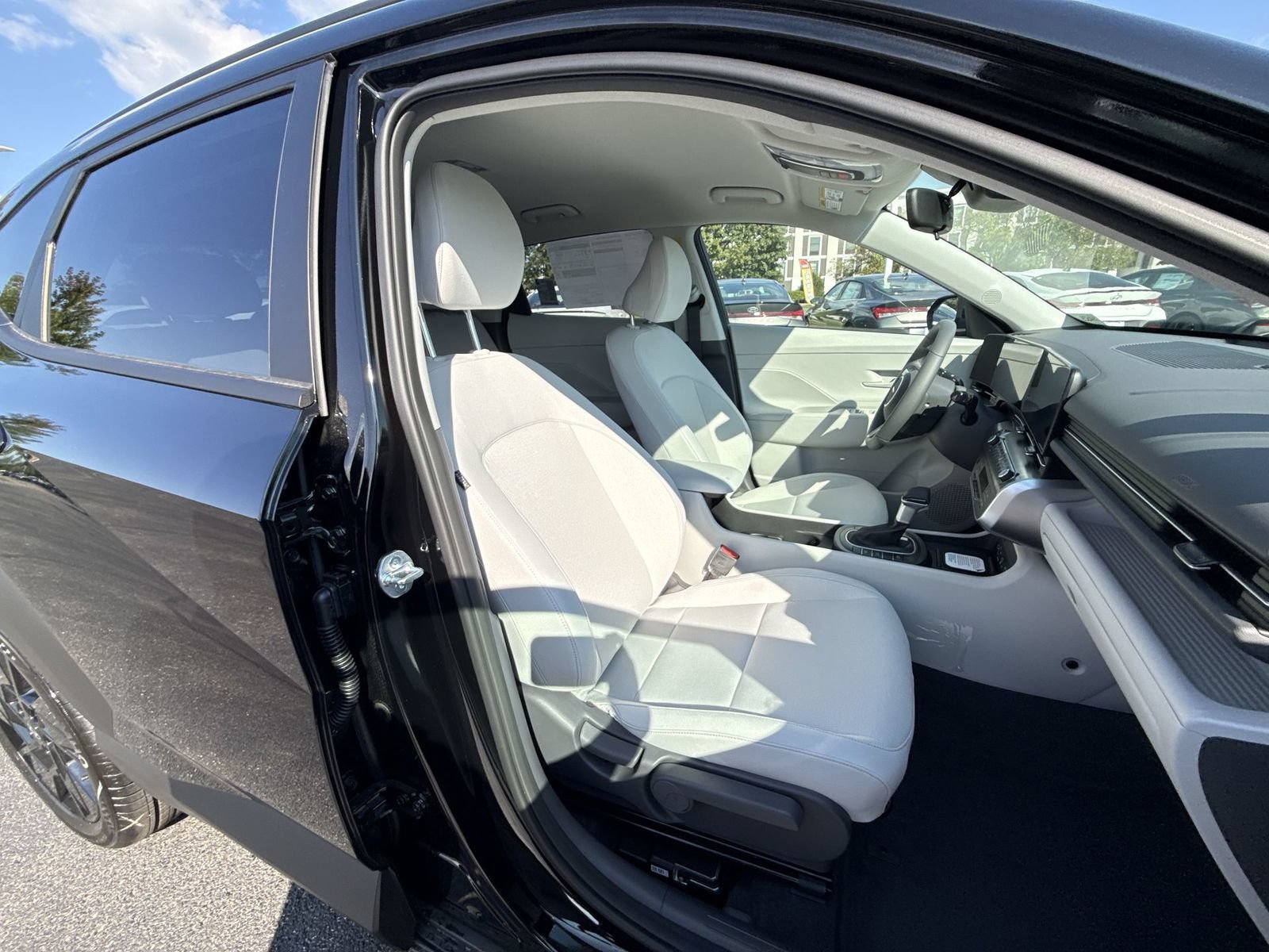 New 2027 Hyundai Kona SEL Sport FWD image 23
