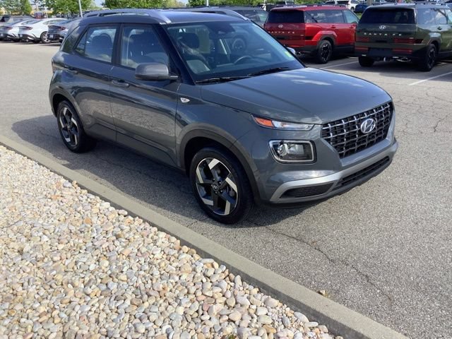Certified 2026 Hyundai Venue SEL FWD image 39