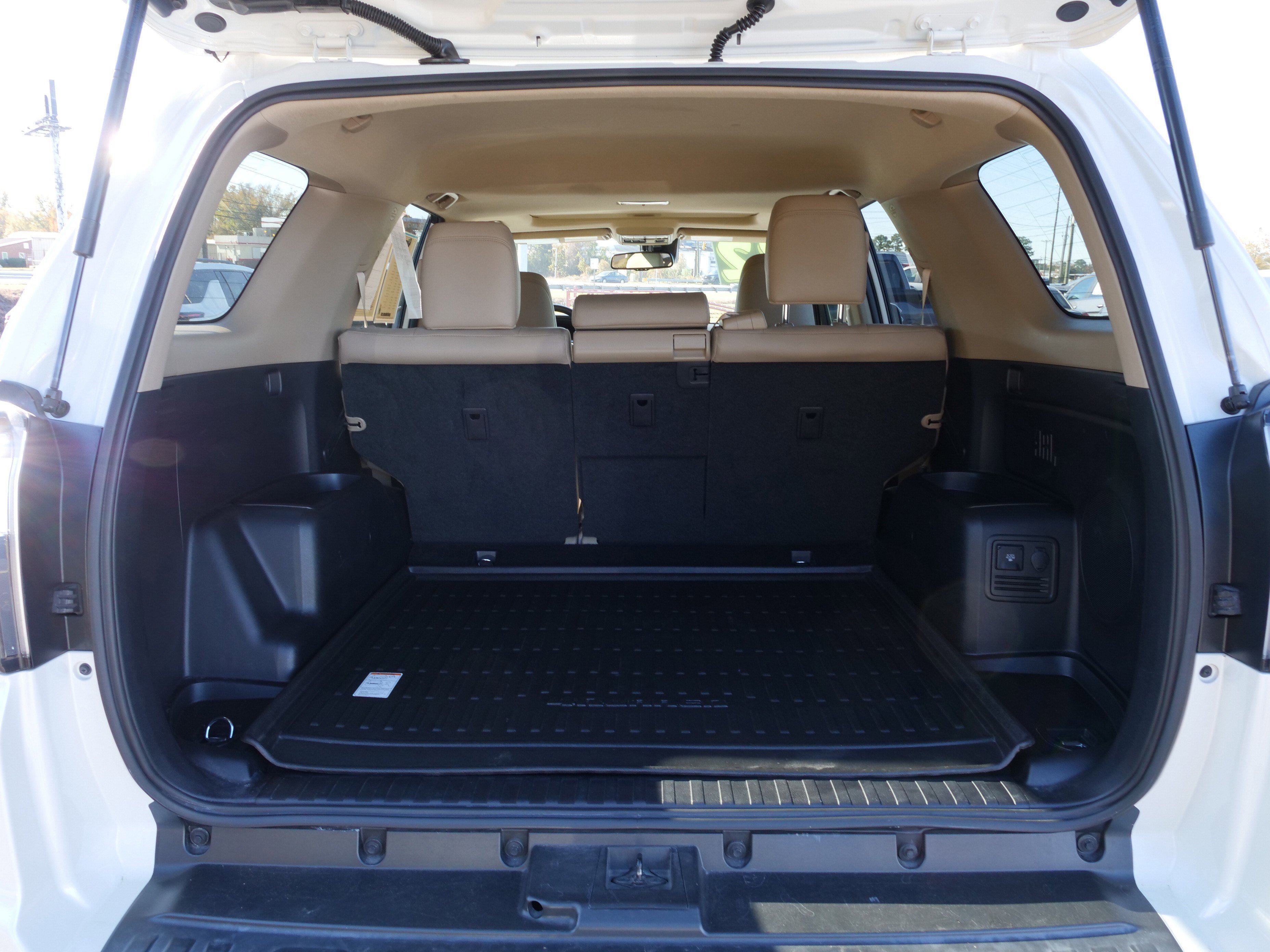 Used 2022 Toyota 4Runner Limited image 14