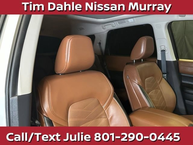 Used 2024 Nissan Pathfinder Platinum AWD/4WD image 16