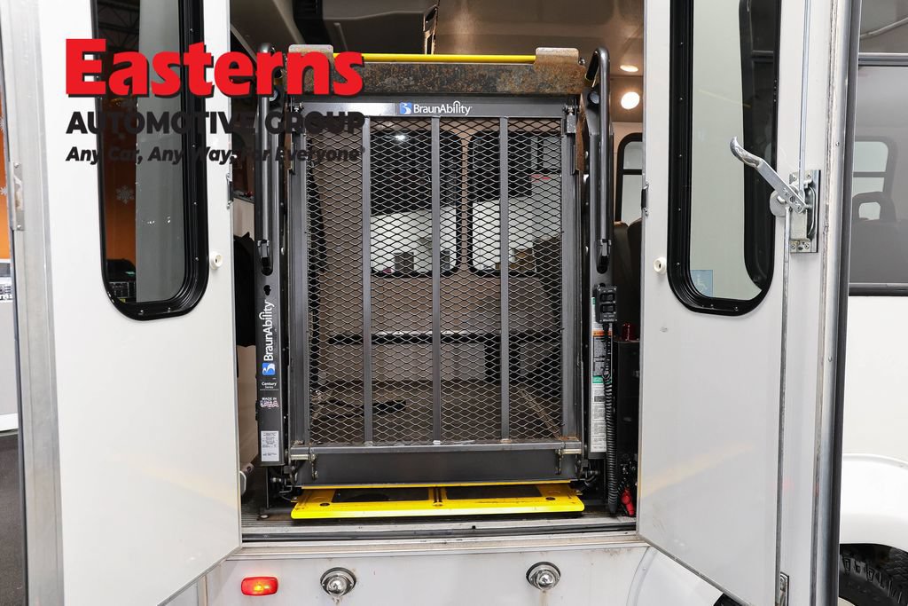 Used 2018 Ford E-350 and Econoline 350 Super Duty w/ Shuttle Bus Prep Package RWD image 9
