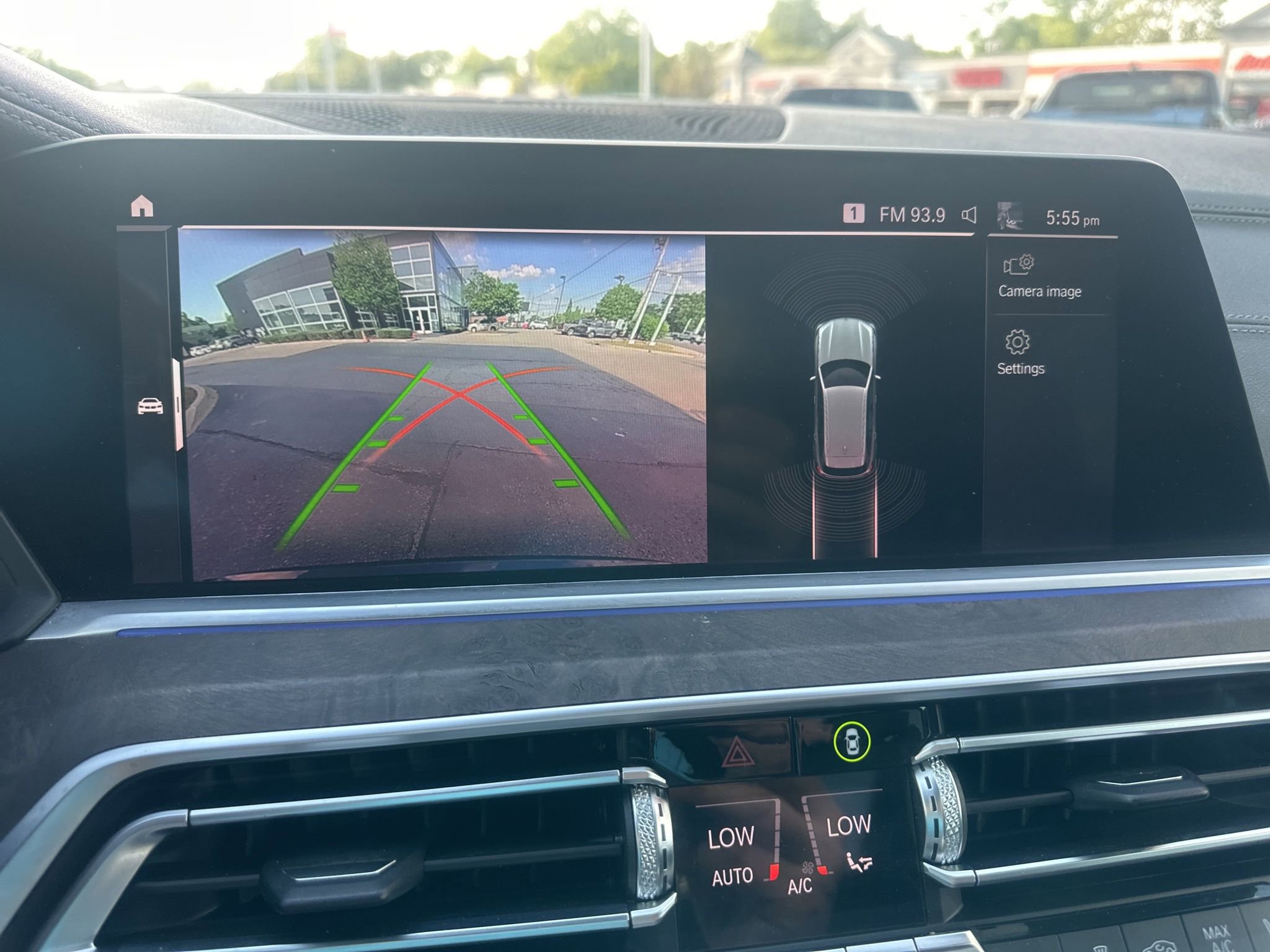 Used 2020 BMW X5 xDrive40i w/ M Sport Package AWD/4WD image 34