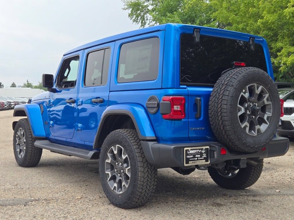 New 2026 Jeep Wrangler Unlimited Sahara AWD/4WD image 24