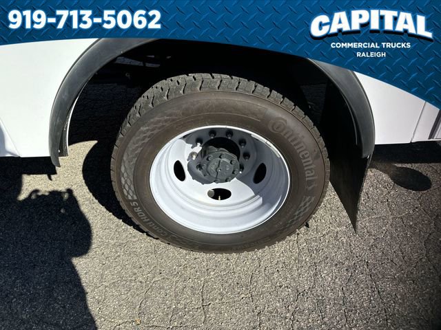 New 2024 Ford F550 4x4 Regular Cab Super Duty image 13