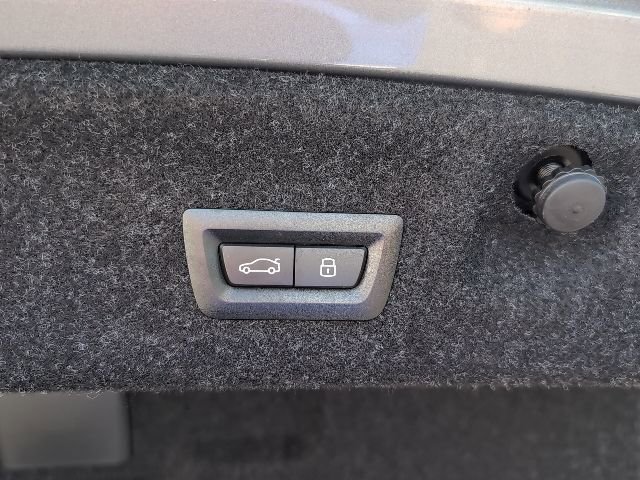 Used 2026 BMW M4 Competition image 30