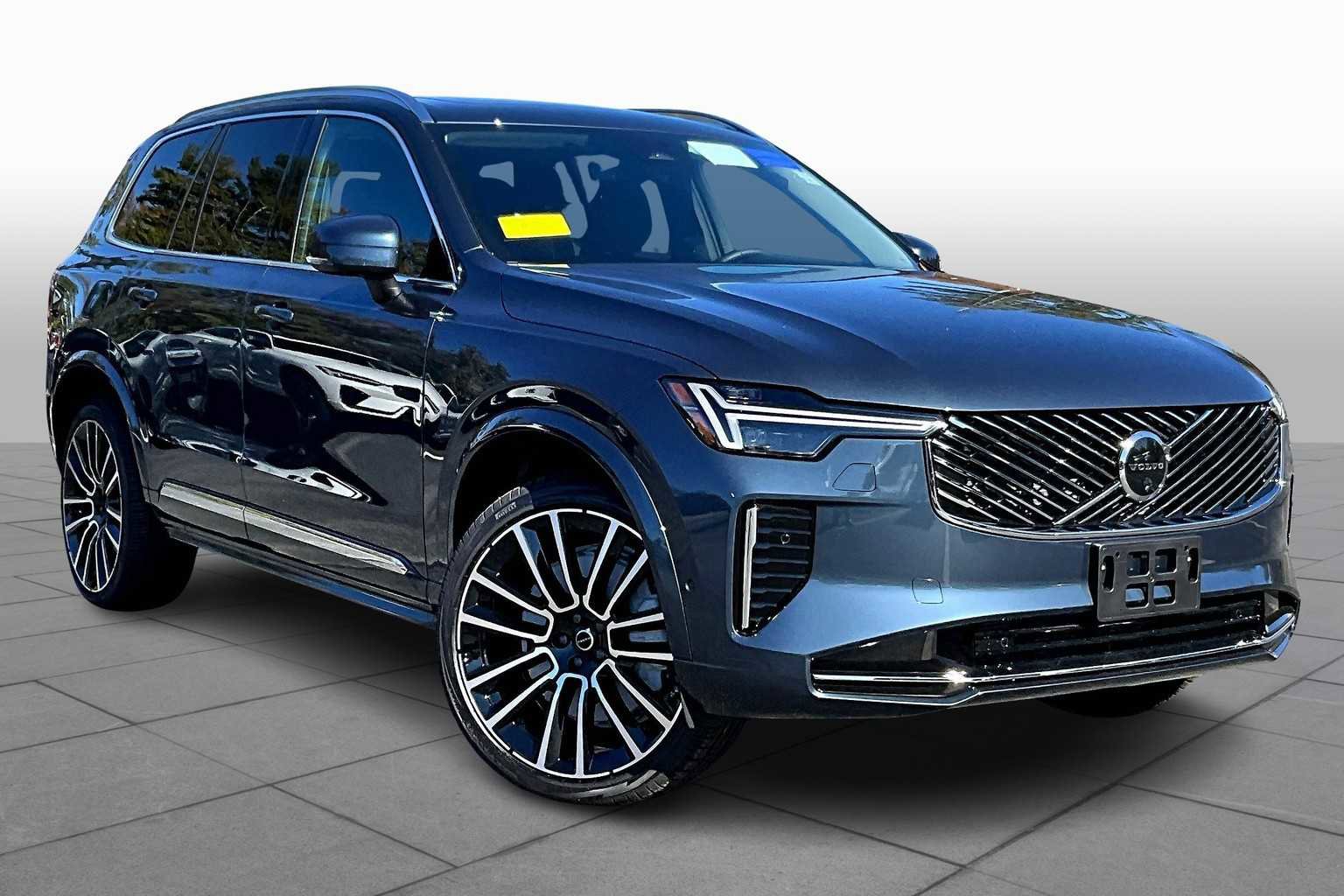 New 2026 Volvo XC90 B6 Plus w/ Protection Package Premier AWD/4WD image 17