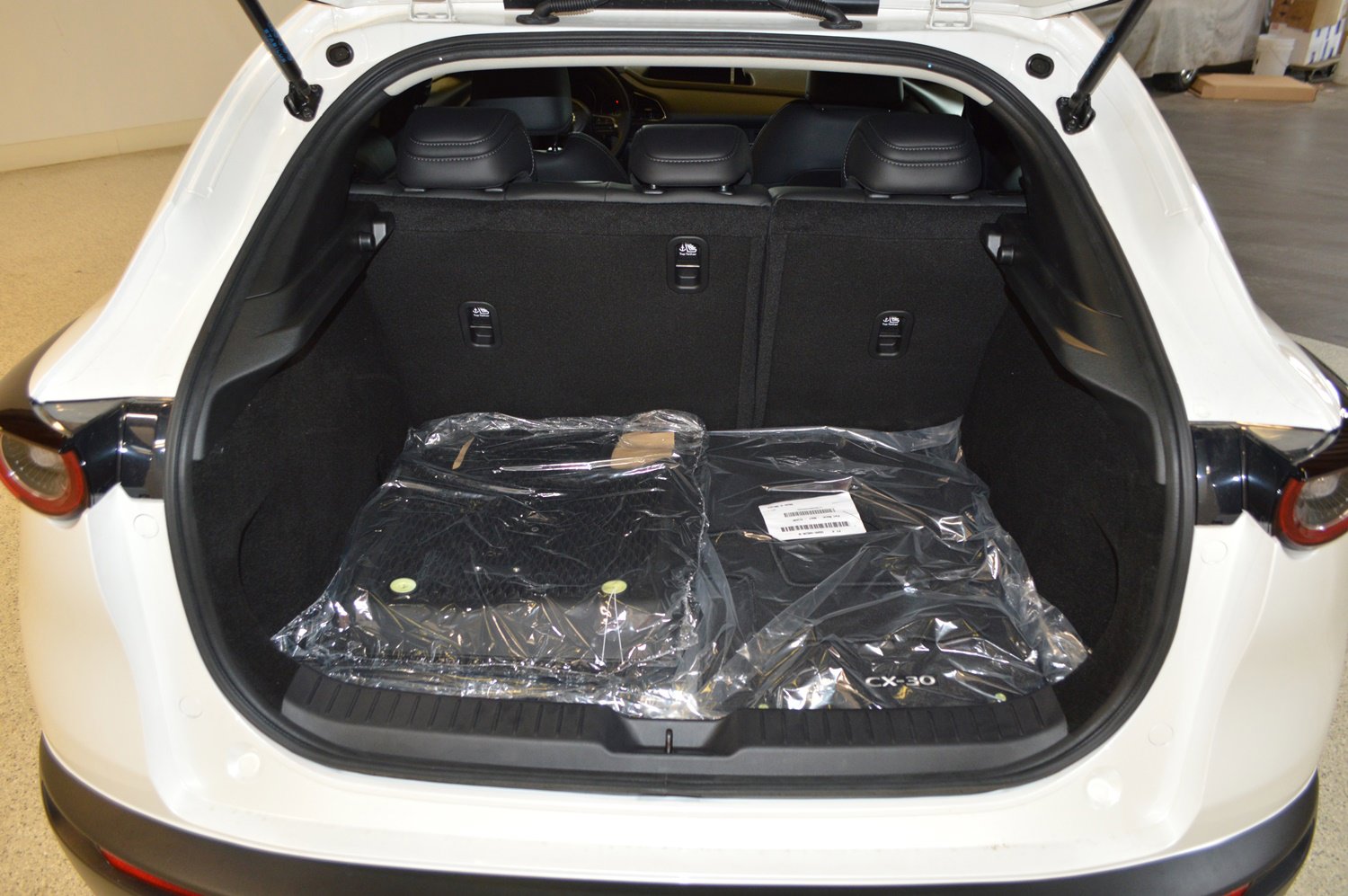 New 2025 MAZDA CX-30 AWD 2.5 S w/ Preferred Package image 13