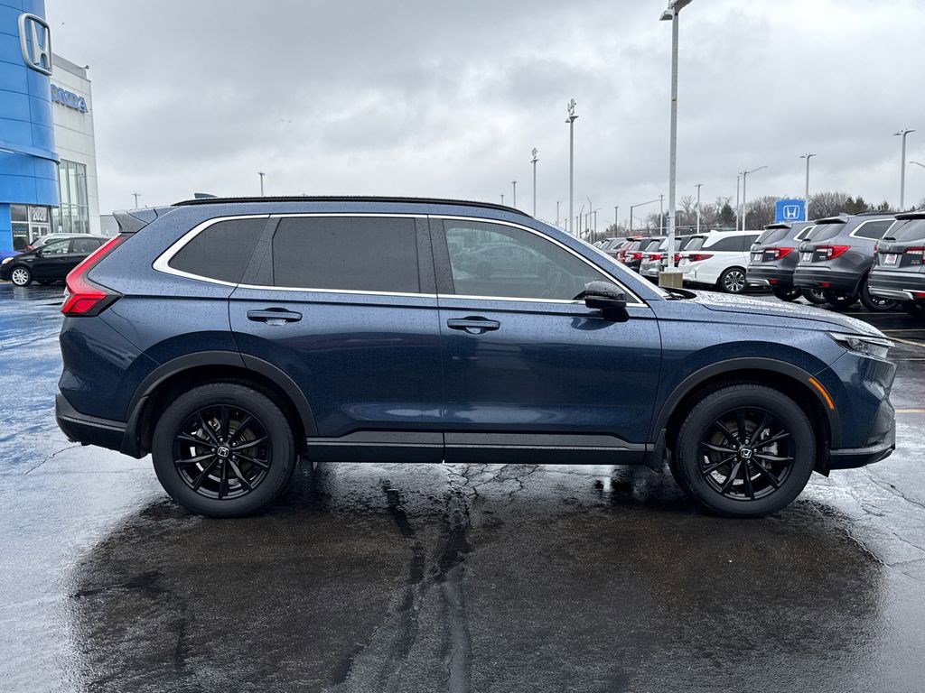 Used 2025 Honda CR-V Sport image 12