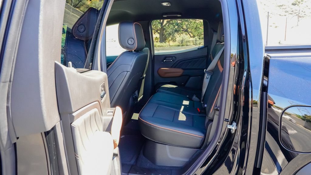 New 2026 GMC Canyon AT4 AWD/4WD image 10