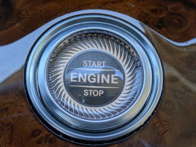 Used 2018 Mercedes-Benz E 400 4MATIC Sedan image 29