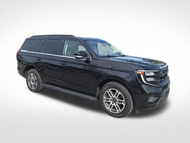 Used 2025 Ford Expedition Active AWD/4WD image 1